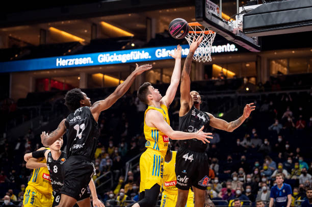 马杜埃凯凭 马杜埃凯凭